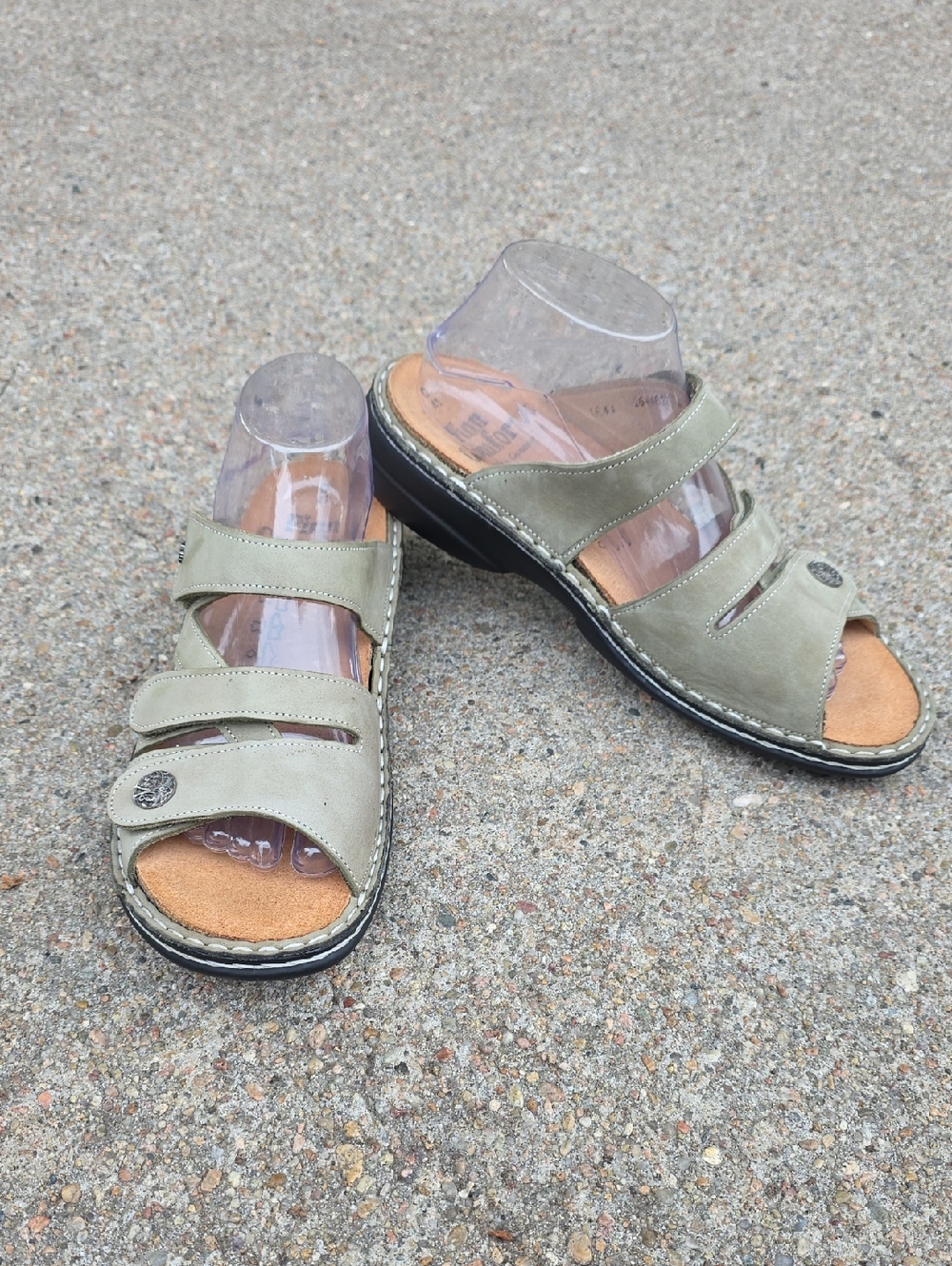 Finn Comfort Sage Green Leather Slide Sandals Size EU 41  US 10